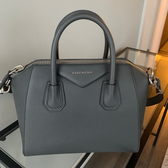 Givenchy Small Antigona Bag - Picture 1 of 6